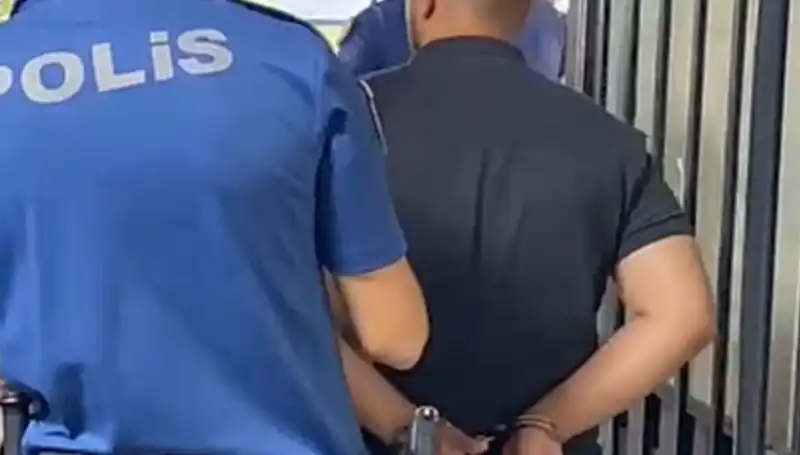 İzmir'de Polisi Vuran Şahıs Hızla Yakalandı ve Tutuklandı!