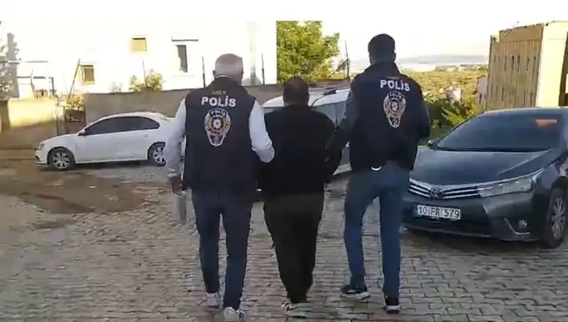 Balıkesir’de Dolandırıcılık Çetesi Operasyonu: 4 Kişi Tutuklandı