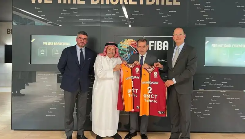 Galatasaray'dan FIBA'ya Maskesiz Ziyaret: Basketbolun Geleceği Konuşuldu