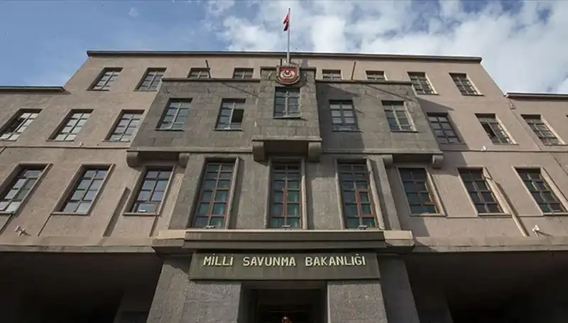 Yunan Askerlerinin Hakaretlerine TSK’dan Sert Yanıt: "Böyle Davranışlar Göremezsiniz"