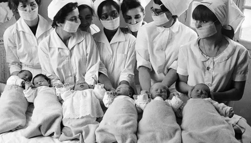 Hastanede Karışmış İki Kardeş DNA Testi ile Birbirine Kavuştu