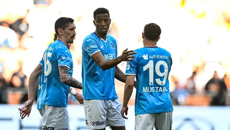 Trabzonspor, Düşen Adana Demirspor'u Tek Golle Geçti